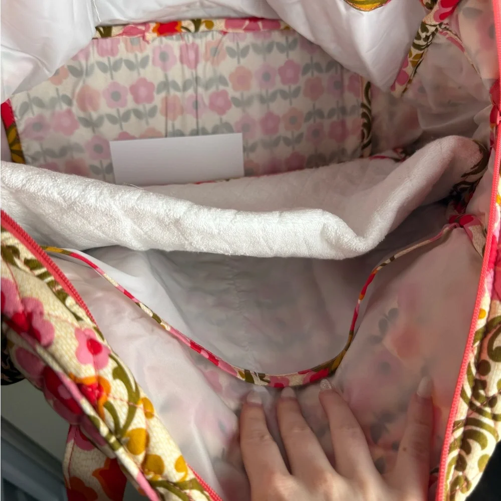 NWT Vera Bradley Folkloric Baby Bag Diaper Bag w/ Changing Pad